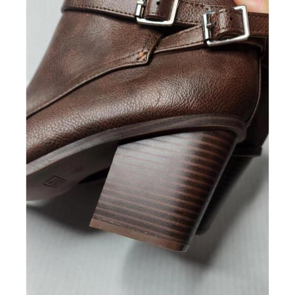 ZBY Boots Womens Size 9.5 Brown Block Heel Ankle Booties Buckle Strap Side Zip - Picture 7 of 8